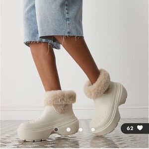Crocs Stomp lined boots in stucco Size 8 NEW